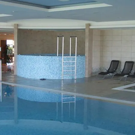 Wellness Club Apartman Апартаменты Шиофок